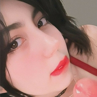 Elain3uwu Desnuda