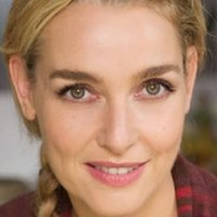 Elise Tielrooy Desnuda
