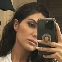 Elnaaz Norouzi Desnuda
