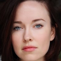 Elyse Levesque Desnuda