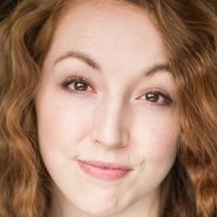 Emilia Graves Desnuda