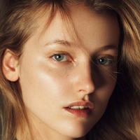Emily Van Raay Desnuda