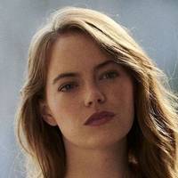 Emma Stone Desnuda