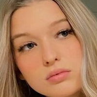 Emma Welyki Desnuda