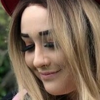Emma Desnuda