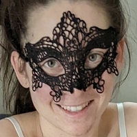 Emmaline Plusone Desnuda