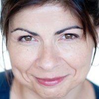 Emmanuelle Michelet Desnuda
