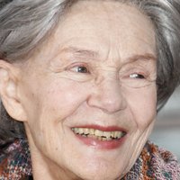 Emmanuelle Riva Desnuda