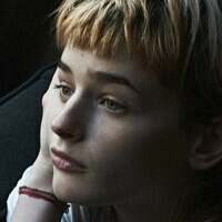 Esther-Rose McGregor Desnuda