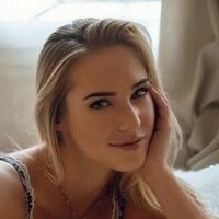 Eva Mikulski Desnuda