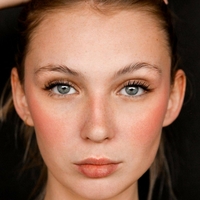 Evi Nemno Desnuda