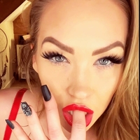 Faye Delphine Desnuda