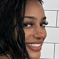 Freckles Desnuda