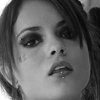 freethaizsuicide Desnuda
