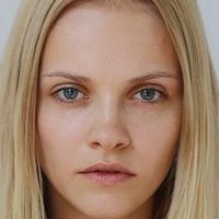 Ginta Lapina Desnuda