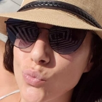 Hadar Simon Desnuda