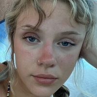 Hailey Hitch Desnuda