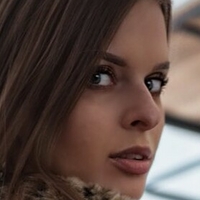 Hana Chomaniova Desnuda