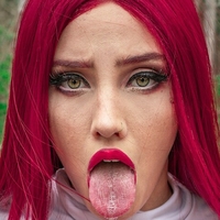 Haub Suicide Desnuda
