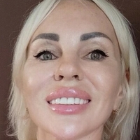 Hotnessi Desnuda