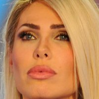 Ilary Blasi Desnuda
