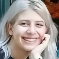 İrem Sakmar Desnuda