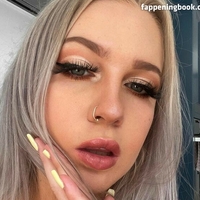 its.analee__ Desnuda