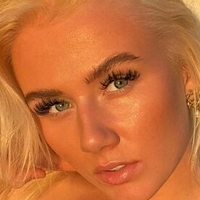 Josephine Nyborg Desnuda