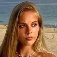 Josy May Diekmann Desnuda