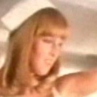 Julia Bond Desnuda