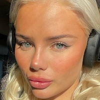 juliiesteen Desnuda