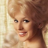 June Cochran Desnuda