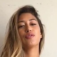 Karina Elle Desnuda