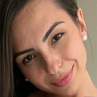 Karoline Rosalin Desnuda