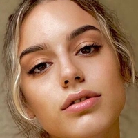 kat Desnuda