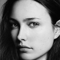 Katharina Rembi Desnuda