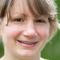 Katharina Scholz Desnuda
