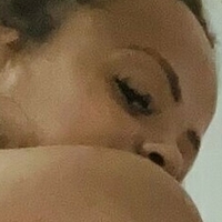 kgenao Desnuda