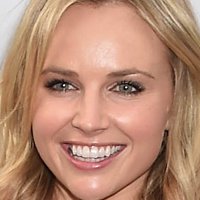 Kimberley Crossman Desnuda
