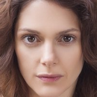 Klára Issová Desnuda