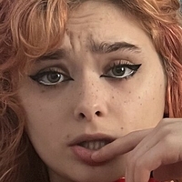 Kyla Gauthier Desnuda