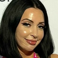 lackofskillets Desnuda