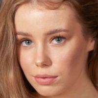 Lalli Desnuda