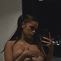 Lana Desnuda