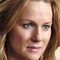 Laura Linney Desnuda