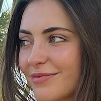 Laura Winges Desnuda