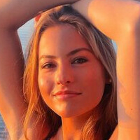 Lauren Bauer Desnuda