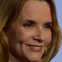 Lea Thompson Desnuda