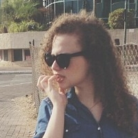 Lee Barkan Desnuda