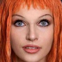 Leeloo Desnuda